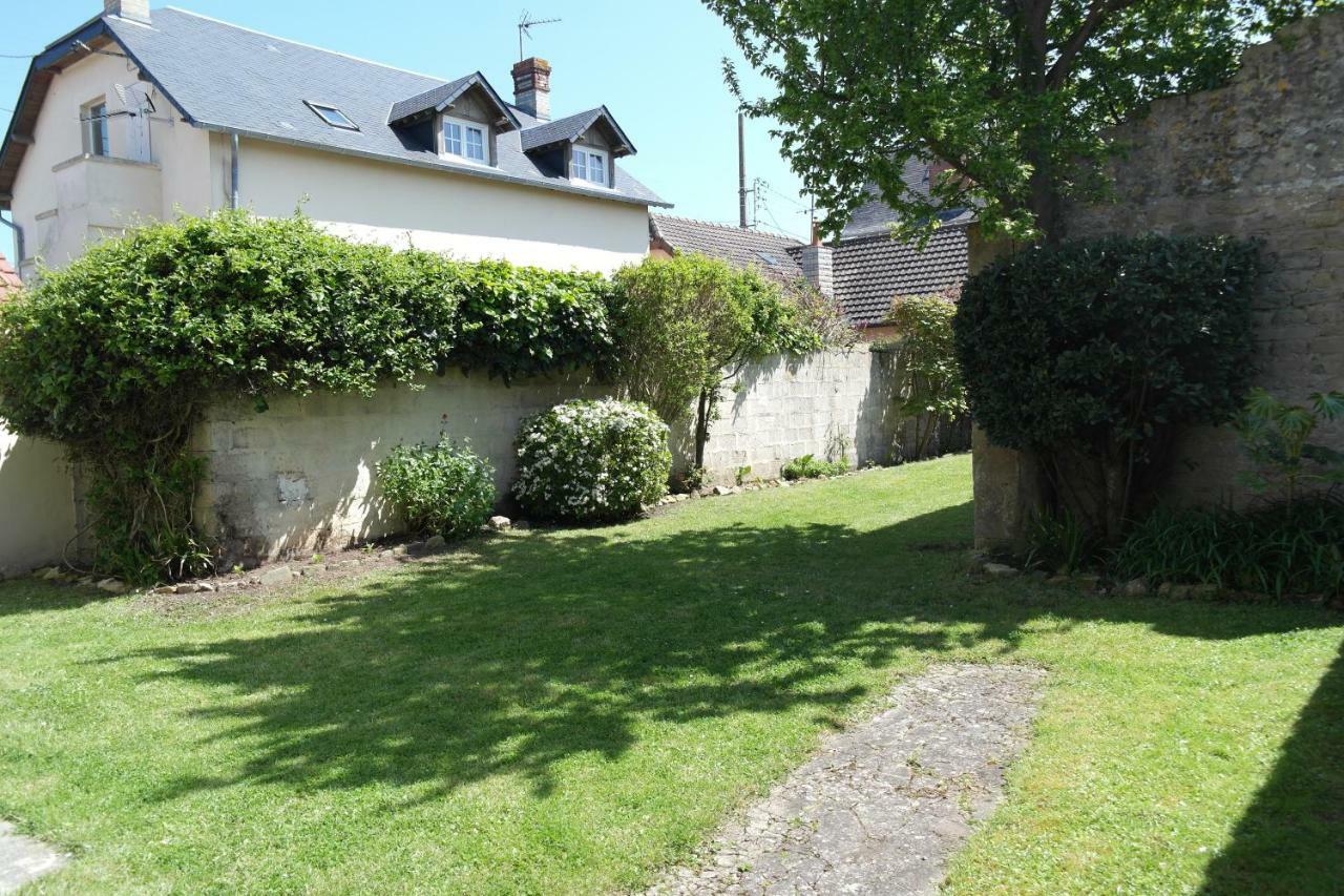 50 m2 de charme au coeur des plaisir de la côte Apartamento Luc-sur-Mer Exterior foto